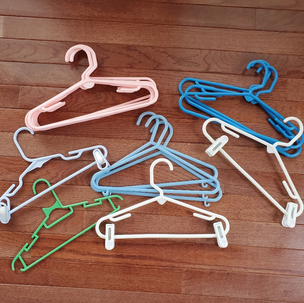 Children clothes hangers